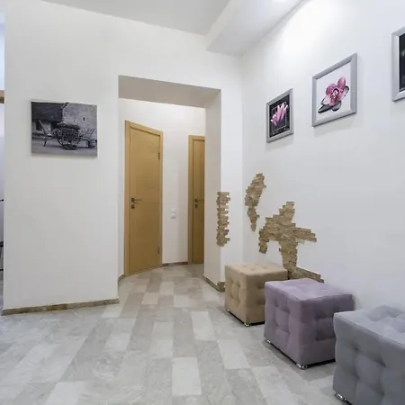 Stoney Apartment Tirana